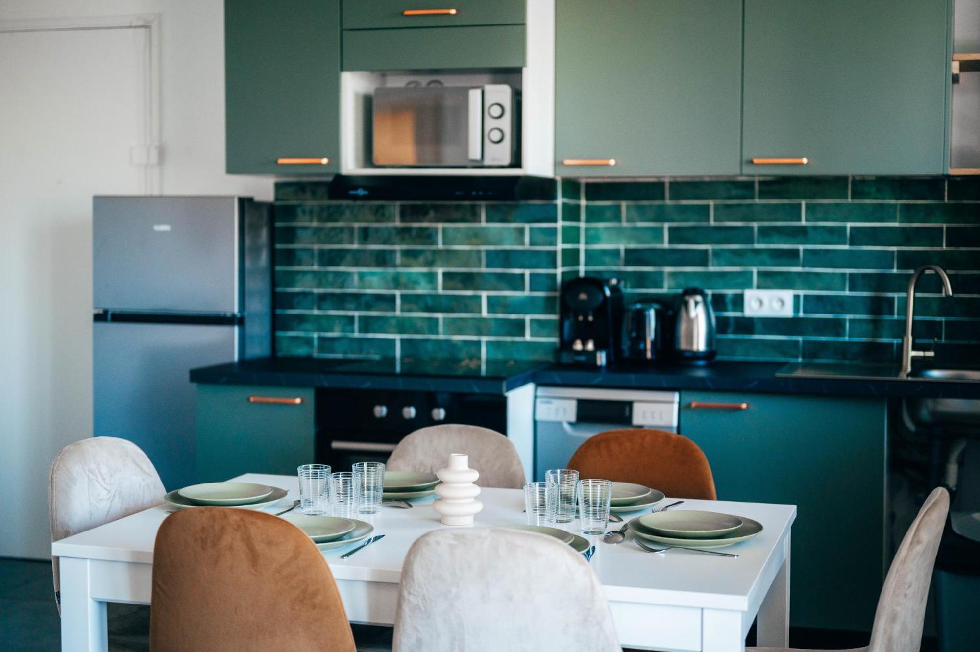 Velodrome 6 Couchages Avec Clim Apartment Marseille Ngoại thất bức ảnh