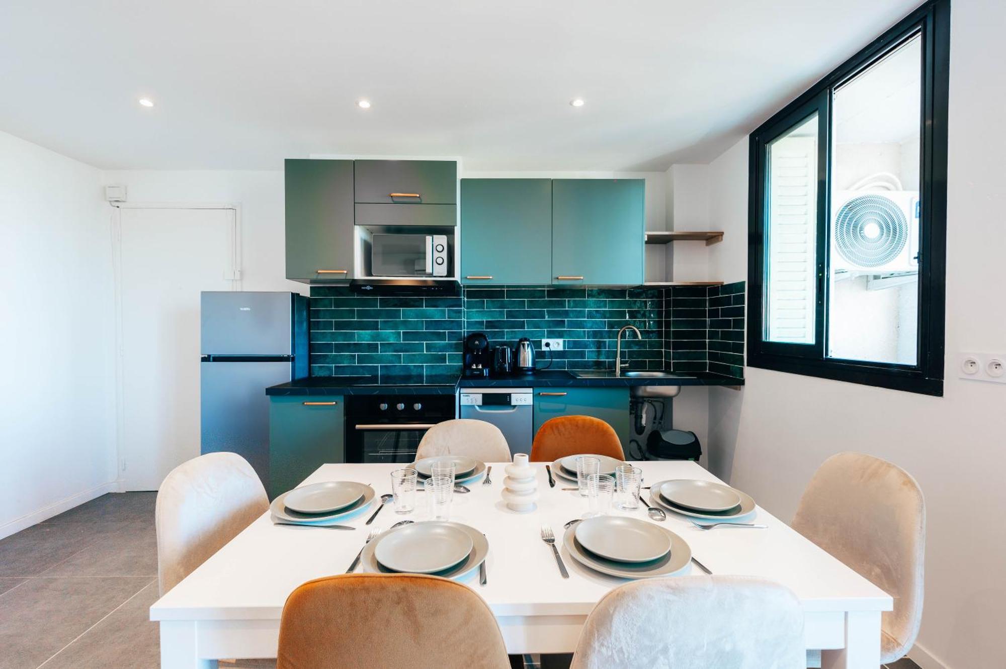 Velodrome 6 Couchages Avec Clim Apartment Marseille Ngoại thất bức ảnh